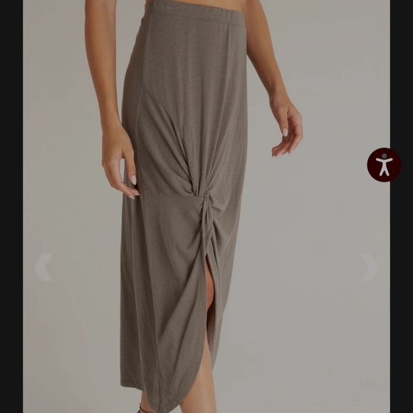 COPY - Z Supply Skirt - Picture 1 of 4